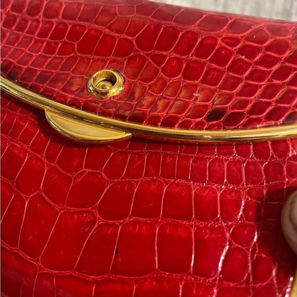 Authentic / Beautiful Judith Leiber Crocodile Clutch - Picture 5 of 12